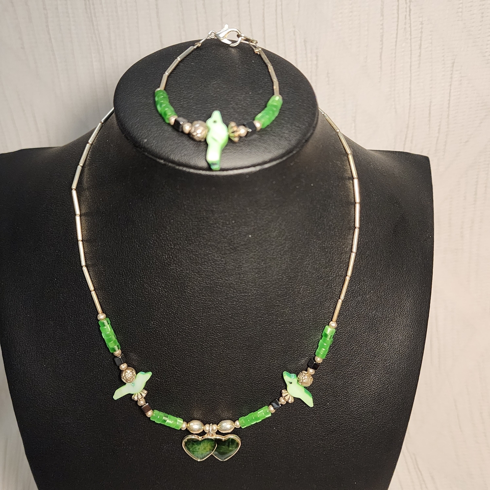 Y2K Green Bird Beaded Necklace Bracelet Set Heart Charm Petite 16in 6in
